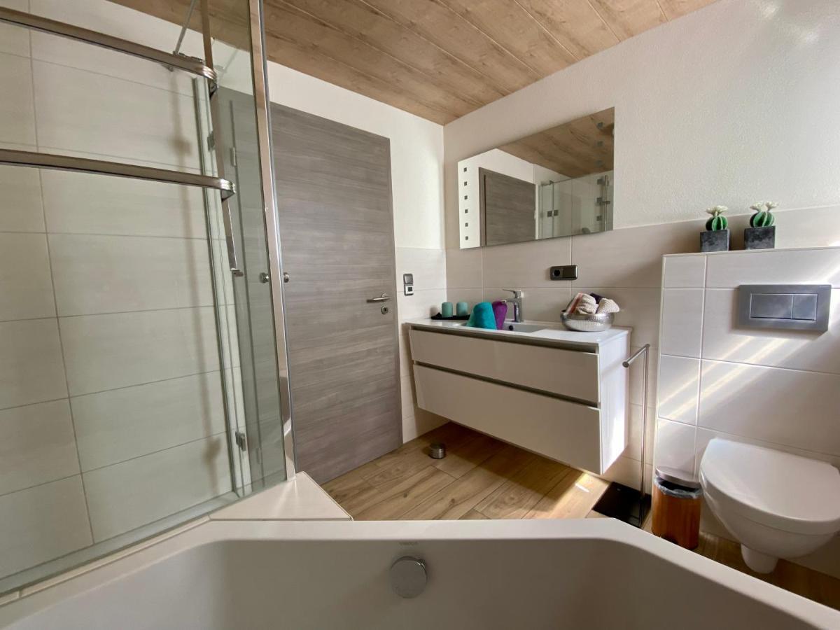 Ferienwohnung An Der Romantischen Salzachschleife Naehe Salzburg Laufen Bagian luar foto